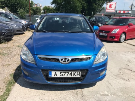 Hyundai i30 1.6crdi-90kc.