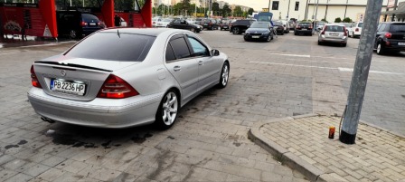 Mercedes-Benz C 270