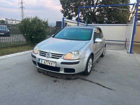 VW Golf
