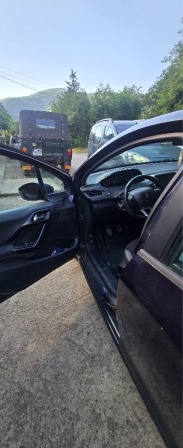 Peugeot 208 1.2