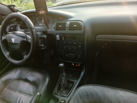 Peugeot 406