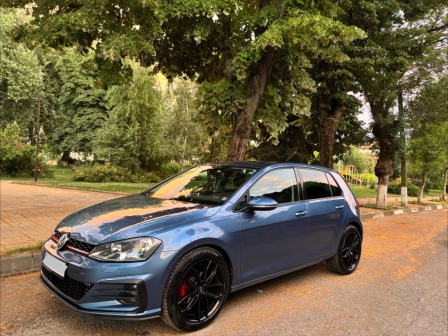 VW Golf 1.6 GTD