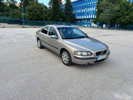 Volvo S60 2.4D (D5)