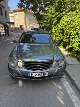 Mercedes-Benz E 280