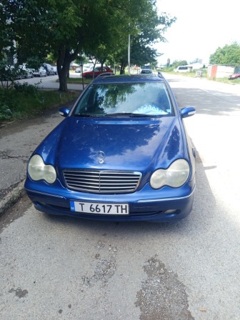 Mercedes-Benz C 220