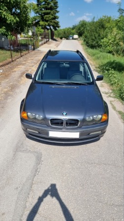 BMW 318 E46