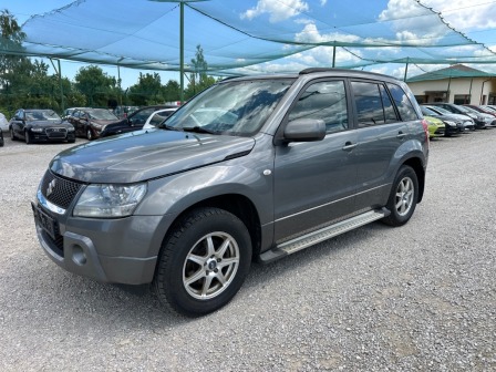Suzuki Grand Vitara 2.0 4WD ГАЗ-Бен
