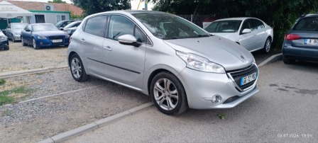 Peugeot 208 1.6.iбензин