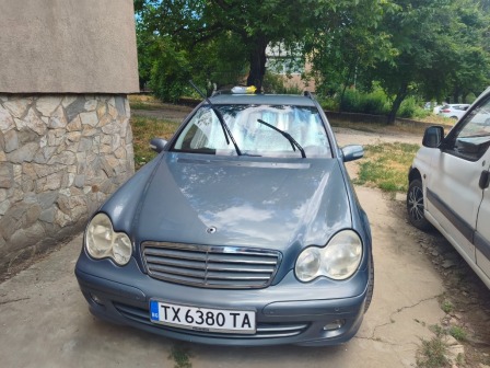 Mercedes-Benz C 220
