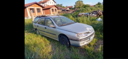 Renault Laguna 1.8 бензин