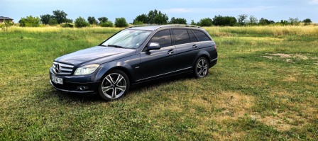 Mercedes-Benz C 220