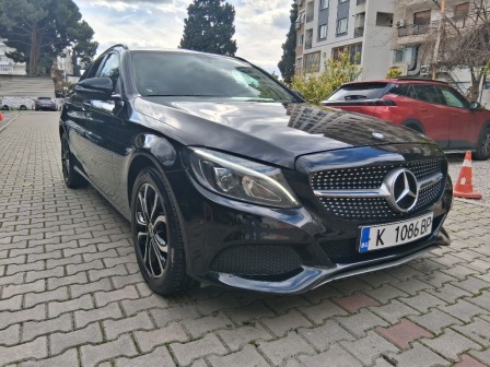 Mercedes-Benz C 220 C220