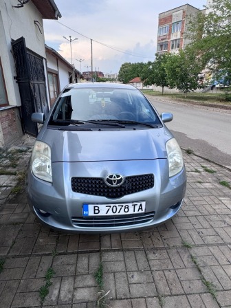 Toyota Yaris 1.3 benzin