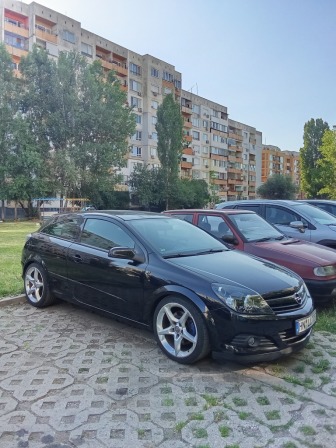 Opel Astra GTC 2.0 TURBO