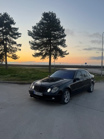 Mercedes-Benz E 270