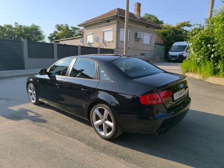 Audi A4 1,8 TFSI Sline