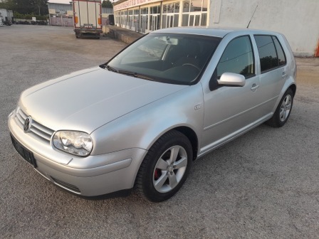 VW Golf 1.6 105 PS