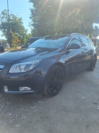 Opel Insignia 2.0cdti 2012г