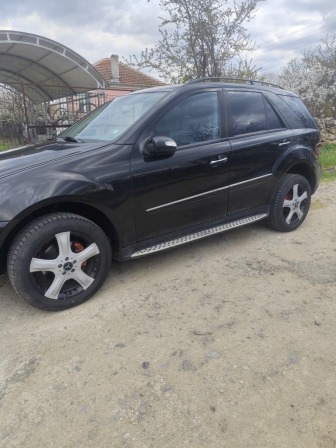 Mercedes-Benz ML 320