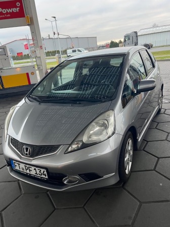 Honda Jazz 1.4 спорт пакет