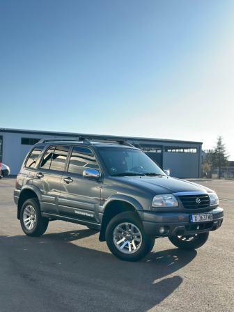 Suzuki Grand Vitara 2.0i