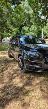Audi Q7 3000