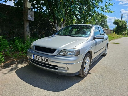 Opel Astra 1.8