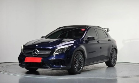 Mercedes-Benz GLA 45 AMG 4MATIC