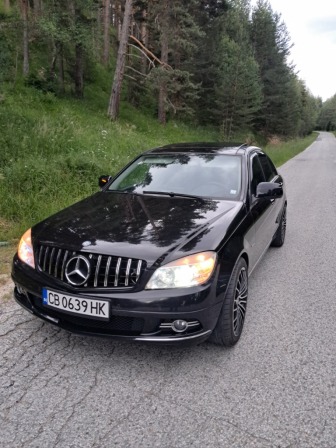 Mercedes-Benz C 220 2.2