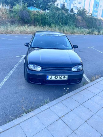 VW Golf