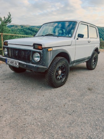 Lada Niva 1.7