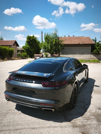 Porsche Panamera 3.0 330 2018