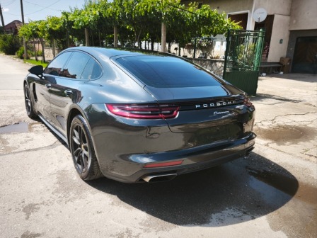 Porsche Panamera 3.0 330 2018