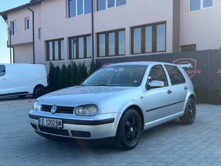 VW Golf