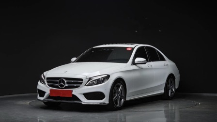 Mercedes-Benz C 200 4MATIC AMG LINE