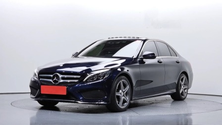 Mercedes-Benz C 200 4MATIC AMG LINE