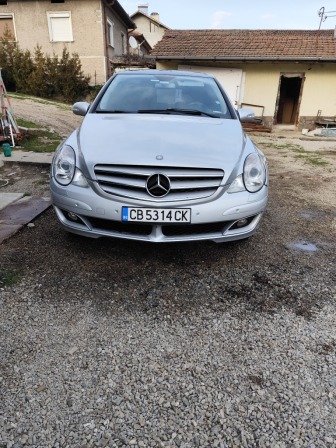 Mercedes-Benz R 320 320