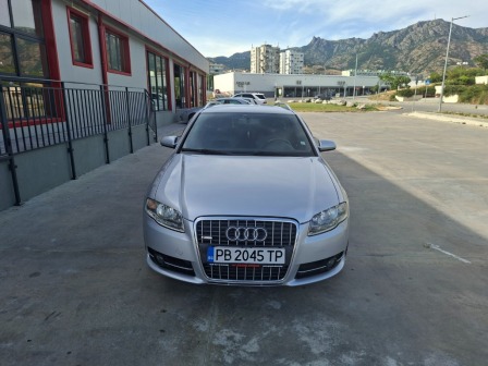Audi A4 2.0 170k.с S-li