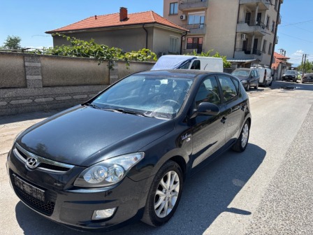 Hyundai i30 1.4 Бензин
