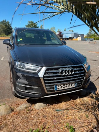 Audi Q7 3.0TDi 7места