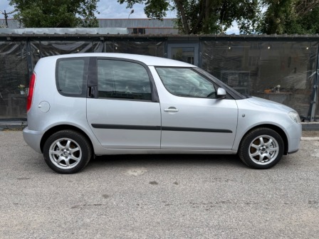 Skoda Roomster 1.9 TDI 105кс 8