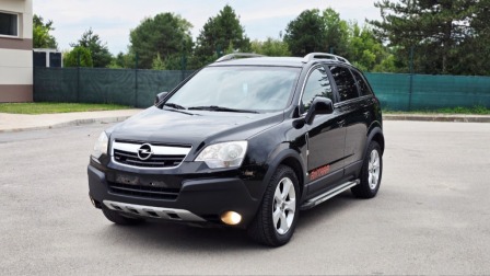 Opel Antara 2.4i 4x4 NAVI