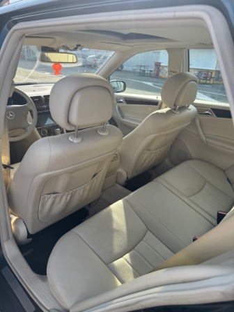 Mercedes-Benz C 320