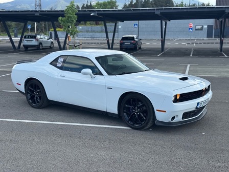 Dodge Challenger Hemi