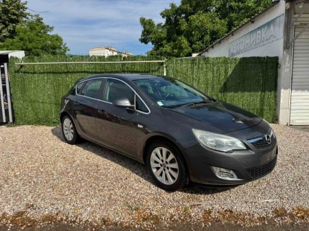 Opel Astra 1.7CDTI.COSMO