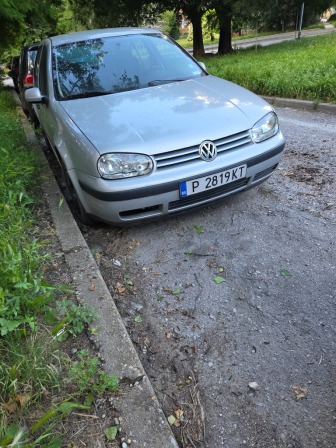 VW Golf