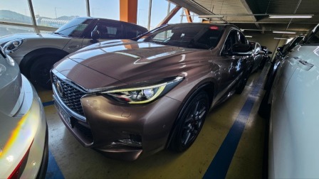 Infiniti Q30 S 2.0T