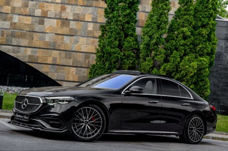 Mercedes-Benz E 220 AMG EXCLUSIVE