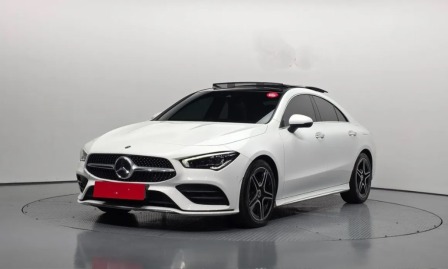 Mercedes-Benz CLA 250 4MATIC AMG