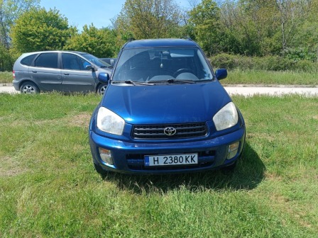 Toyota RAV 4 2000 бензин